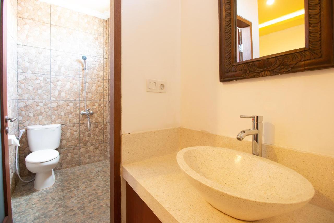 Oyo 401 The Frog Homestay Sanur Екстериор снимка